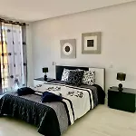 Villa Orada Lola *