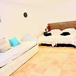 Orada Lola Villa Albufeira
